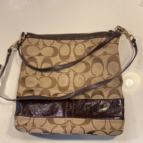 Large Coach crossbody bag - Picture 2 of 3